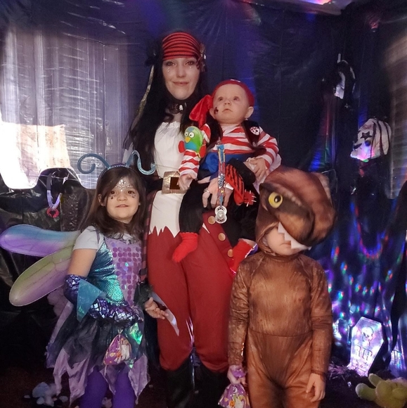 Meet your Posher, Raychel - Picture 16 of 16